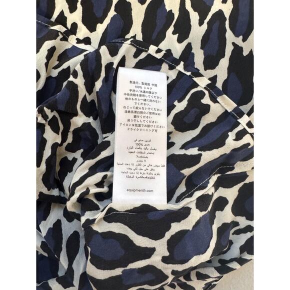 Equipment Femme Shirt Womens Large Blue Black Leopard Silk Cami Tank Top - Picture 9 of 12